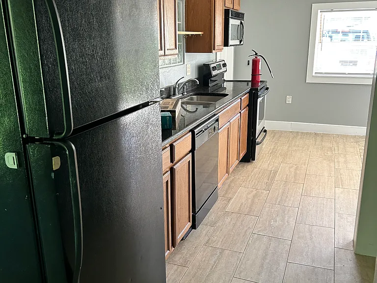 2310 Wood St — Photo 6