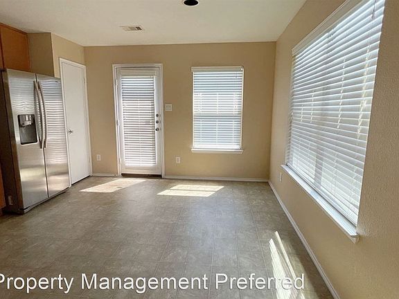 4th image of 19502 Remington Bend Dr