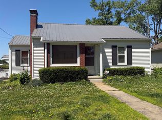 115 Grove St, Anna, IL 62906