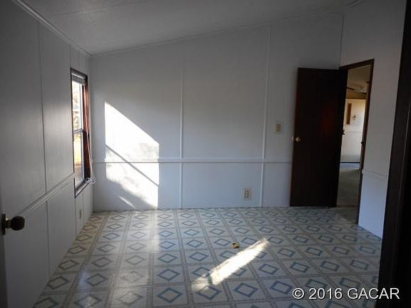5th image of 13250 NE 65th Ln