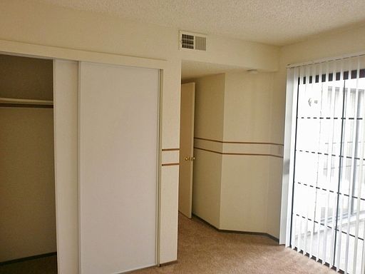 3rd image of 1498 Waterwheel Dr