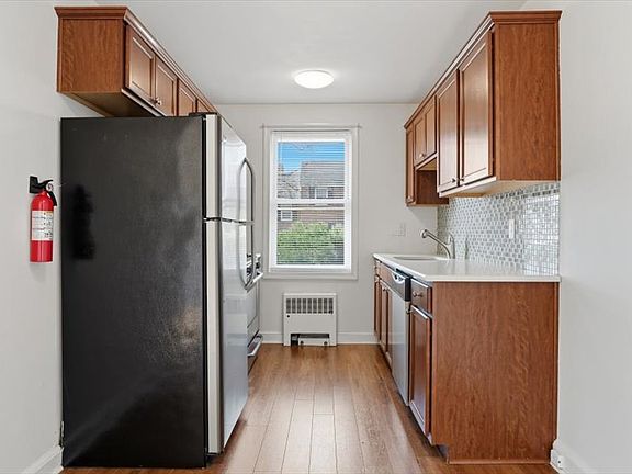 4th image of 1 Trent Rd #1