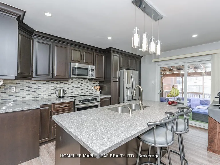 100 Alaskan Summit Ct W — Photo 26