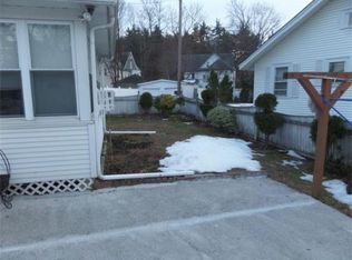 18 Suburban Rd, Worcester, MA 01602