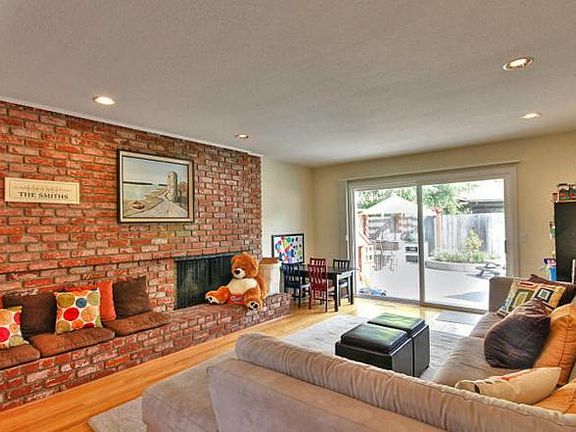 5th image of 1158 Old Oak Dr
