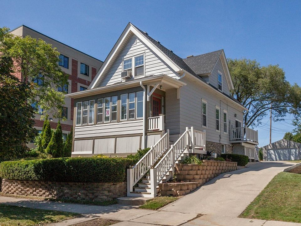 1st image of 1814 E Newton Ave #1816