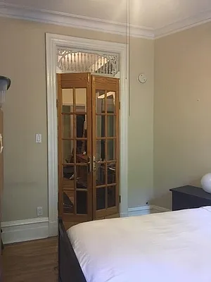 Rented by Eric Goodman Realty Corp | media 27