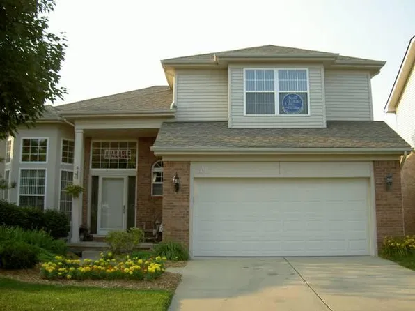 3048 Bridlewood Dr, Rochester, MI 48306