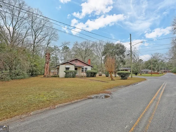 122 Surrency St, Reidsville, GA 30453