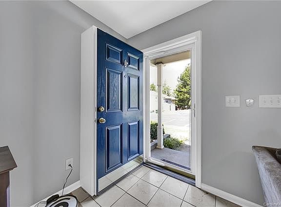 3rd image of 6167 Warrior Ave