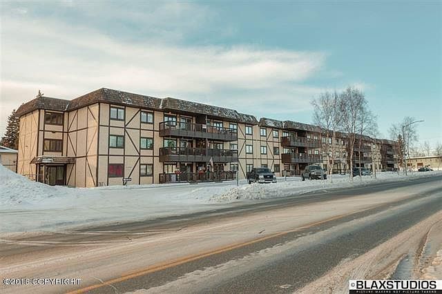 1st image of 15 Farewell Ave