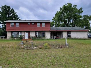 735 W Sanborn Rd, Lake City, MI 49651