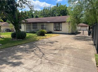 13015 Glenda St N, Houston, TX 77037