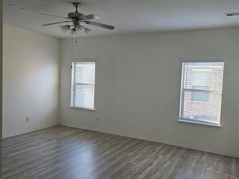 23906 W Fairport Harbor Ln — Photo 4