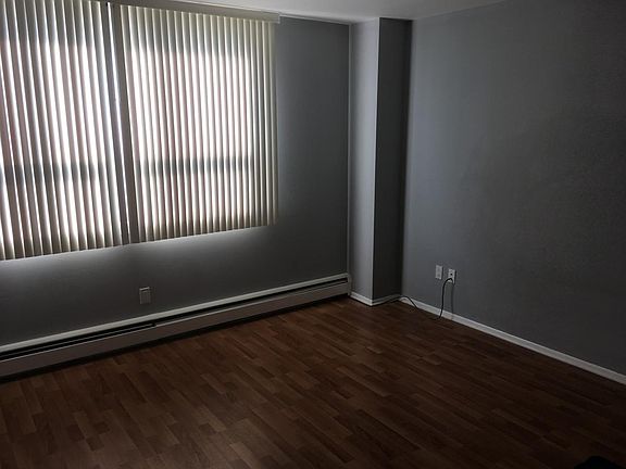 3rd image of 1707 N Prospect Ave Unit 5B
