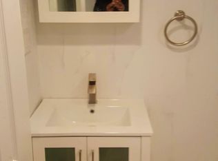 14 Delaware Pl, Hempstead, NY 11550
