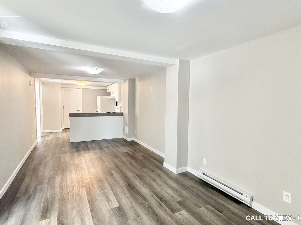 1st image of 142 Brock St #2