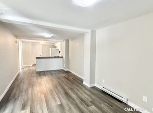 142 Brock St #2, Brockville, ON K6V 4G4