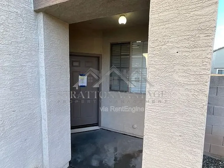 11381 W Yuma St — Photo 3