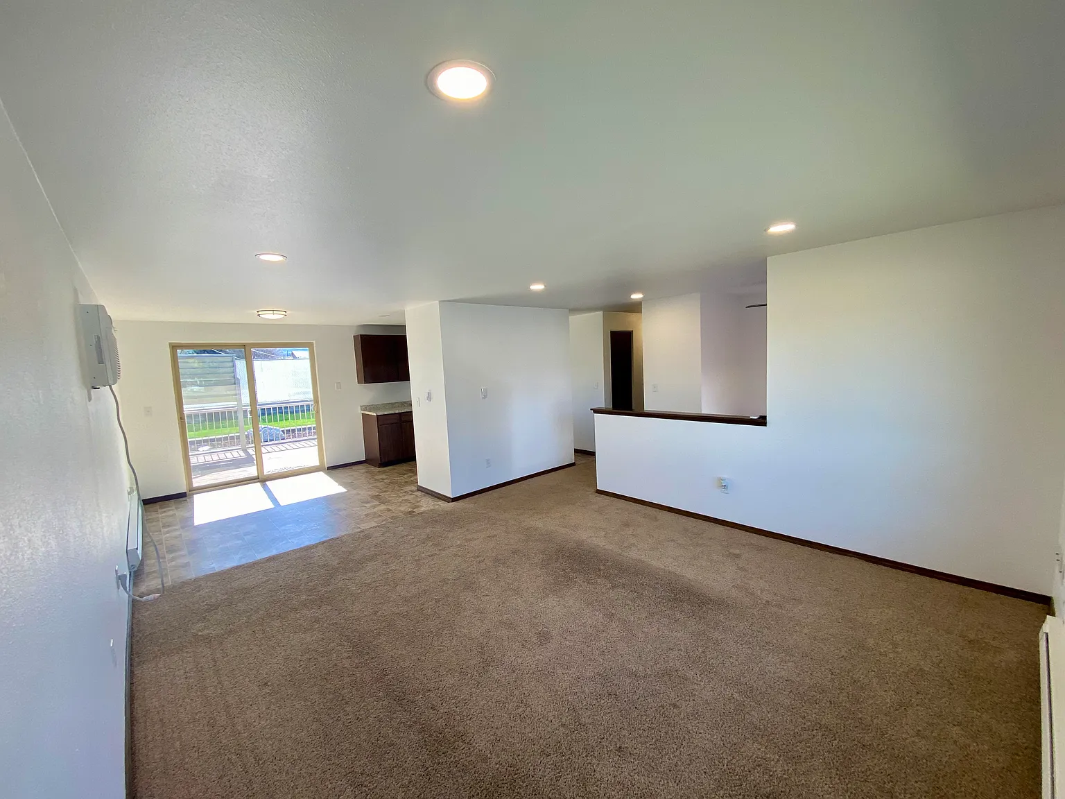 2 bed, 1000 sqft, $1,850 — Photo 4