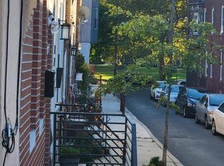 2252 S Beechwood St, Philadelphia, PA 19145