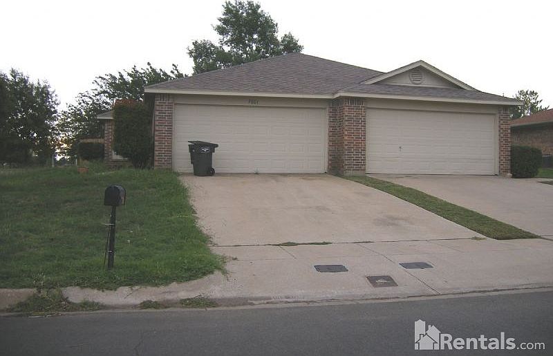 1st image of 7603 Creekmoor Dr