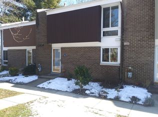 1745 Wainwright Dr, Reston, VA 20190