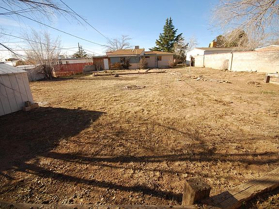 3rd image of 7510 Arvada Ave NE