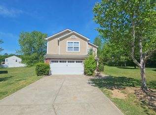 2124 Sebastiani Dr, Charlotte, NC 28214
