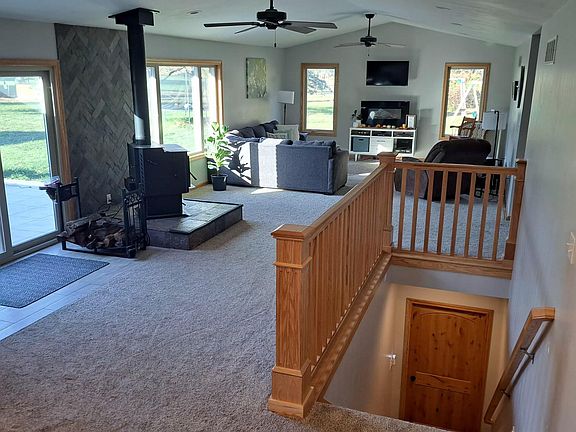 5th image of 317 Summit St