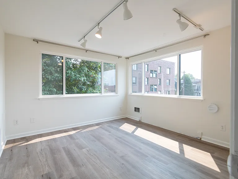 414 13th Ave E #Penthouse 4 — Photo 15