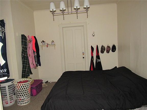 4th image of 77 Liberty St