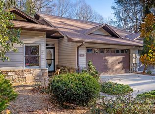 4 Unoga Ct, Brevard, NC 28712