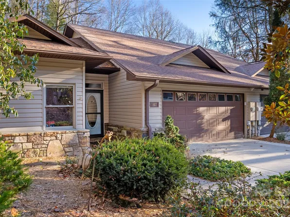 4 Unoga Ct, Brevard, NC 28712