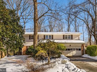 7105 Devonshire Rd, Alexandria, VA 22307