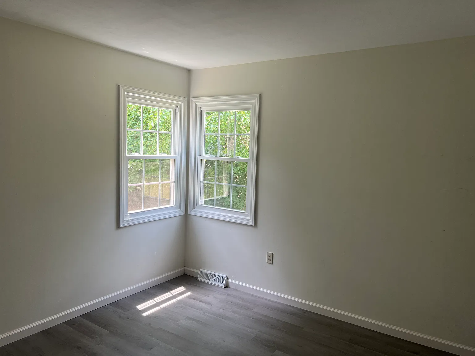 4 bed, 1826 sqft, $3,800 — Photo 3