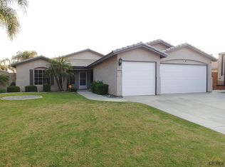 5609 Lombardy Ct, Bakersfield, CA 93308