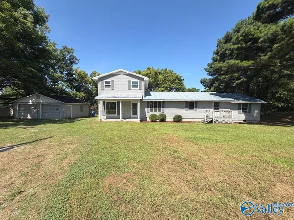 2016 Lindsay Ln S, Athens, AL 35613