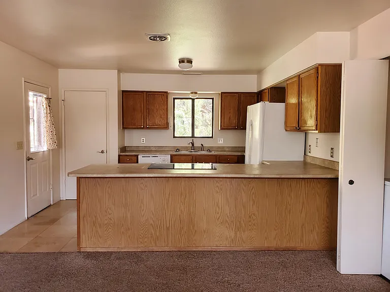 370 Fairway Oaks Dr #A — Photo 6