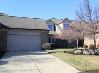 15 Pond Run Cir, Hamilton, OH 45013