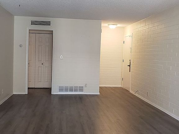 5th image of 8030 E Broadway Blvd Unit 109