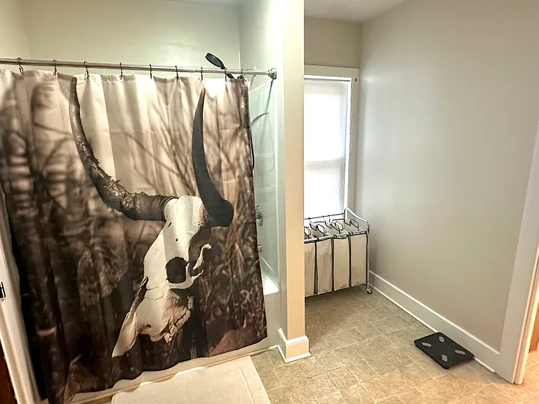 204 W Carpenter Ave — Photo 11