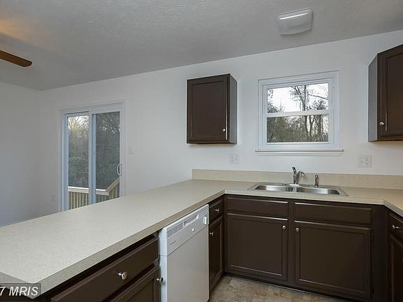 3rd image of 8246 Meadow Wick Ct