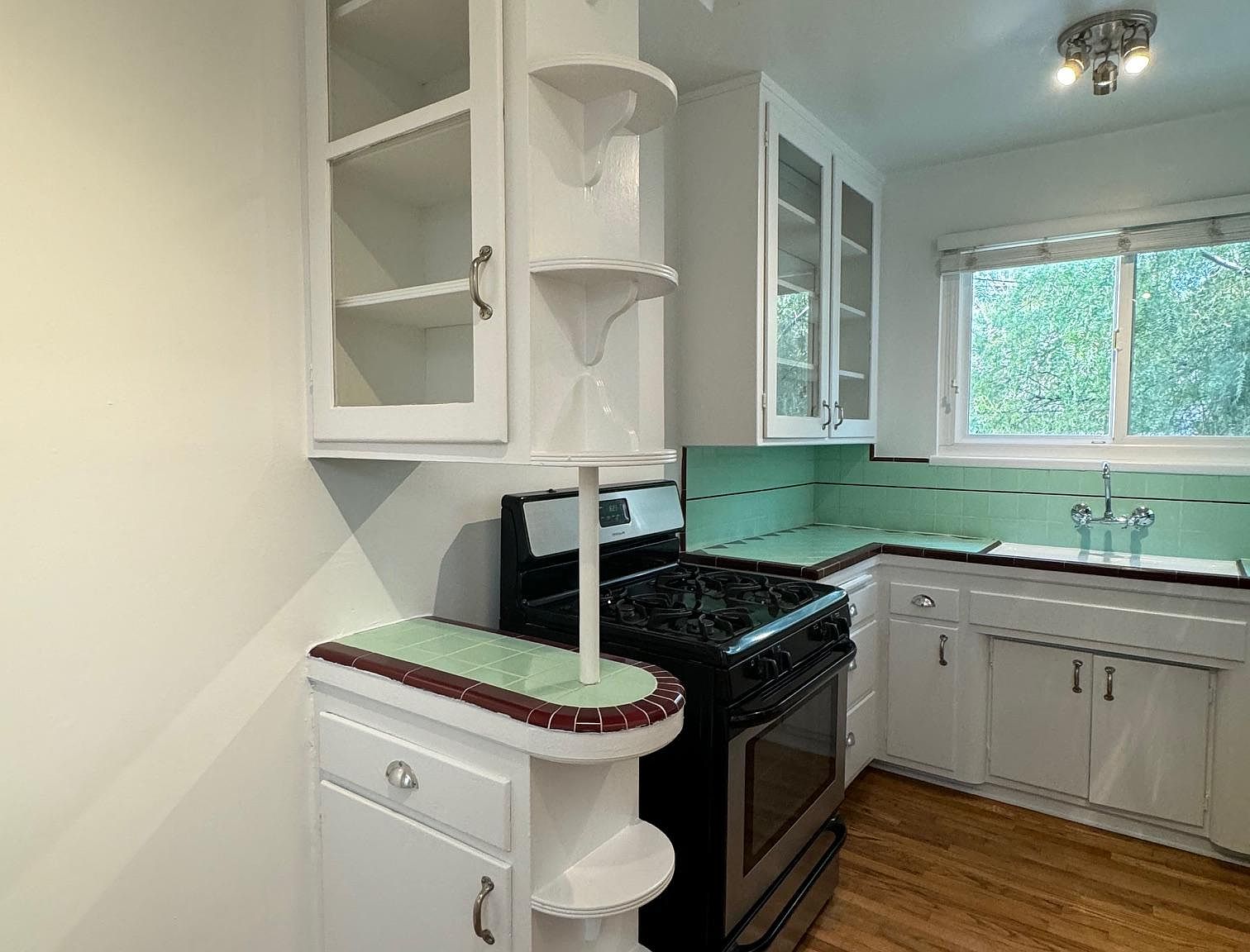 2269 N Beachwood Dr 204, Los Angeles, CA 90068 Zillow