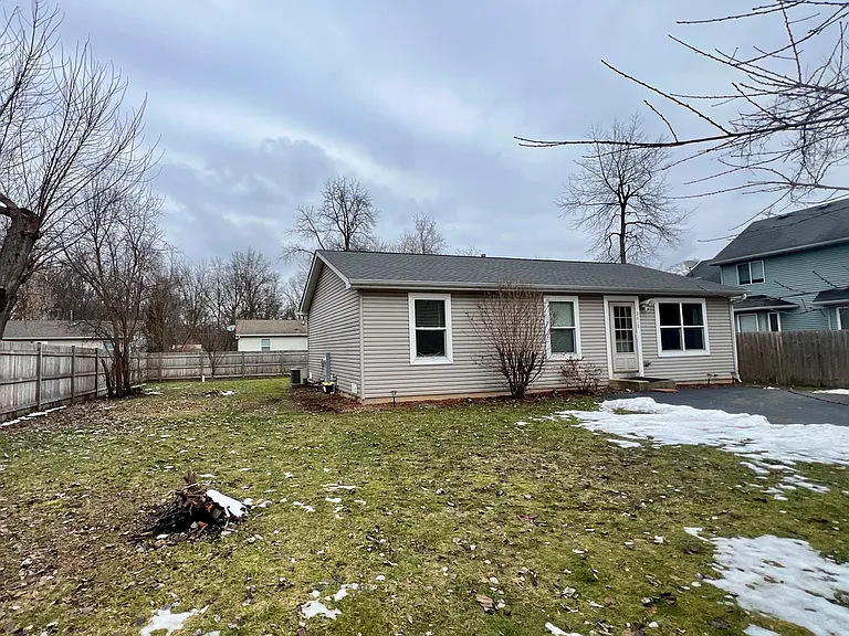 2610 S Elmkirk Park — Photo 12