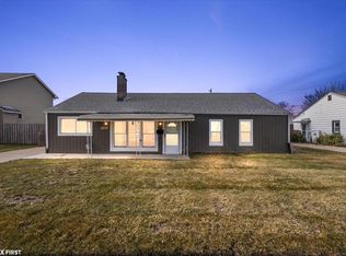 29315 Taylor St, Saint Clair Shores, MI 48081