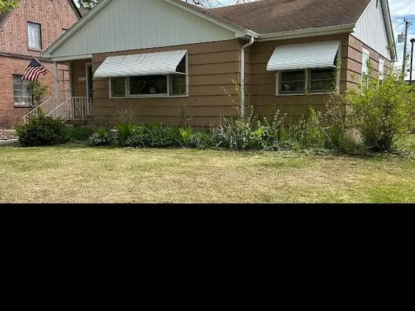 7325 Woodmar Ave, Hammond, IN 46323