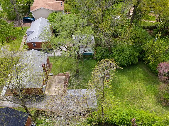 3rd image of 4 Saint Michael Ct