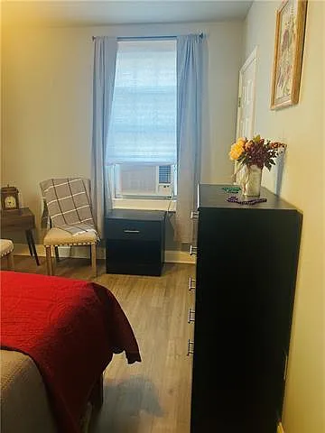 1 bed, 1.0 bath, 550 sqft, $1,200 — Photo 4