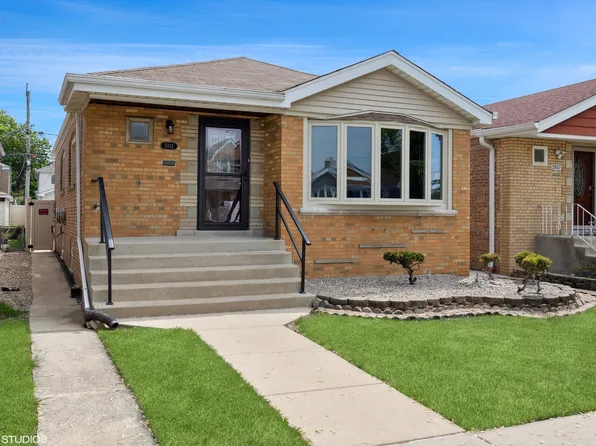 5813 S Moody Ave, Chicago, IL 60638